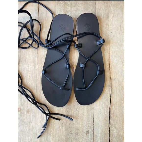 UO Urban Outfitters Black Boho Faux Leather Gladiator Sandals - Size 8 - NWOT - Picture 3 of 6